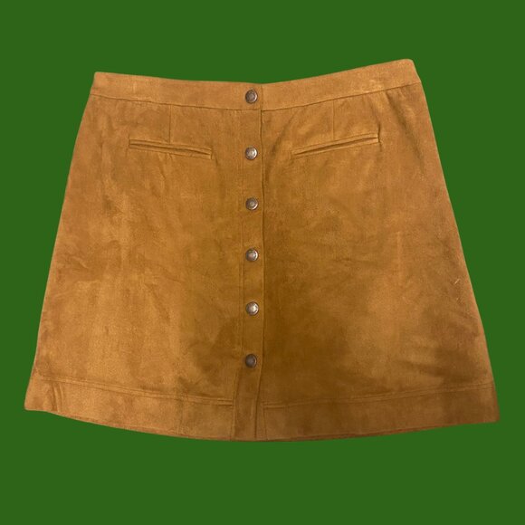 Two by Vince Camuto Faux Suede Button-Front Mini Skirt – Size M - Picture 3 of 9